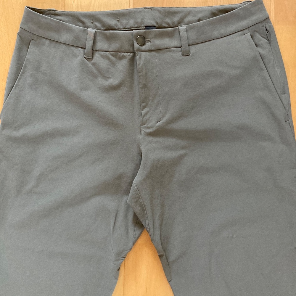 Lululemon Commission Classic Fit Pant 36 Stretch Cotton Khaki Chino